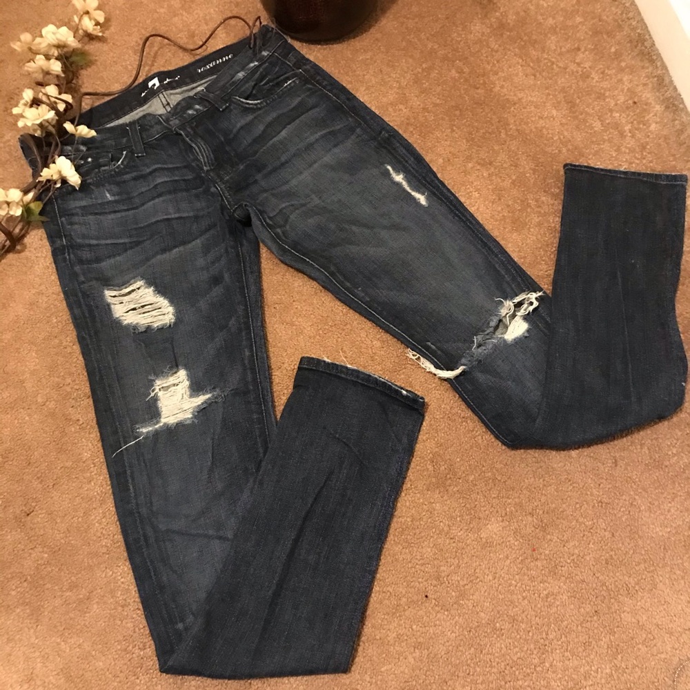 ✨Women’s 7 for All mankind jeans